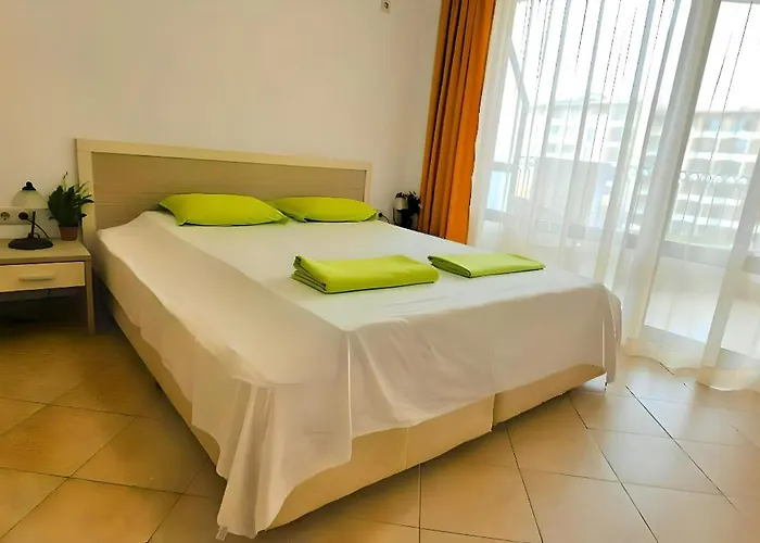 Hany - 3 Pools, Spa, Gym, Playgrounds Apartment Sunny Beach