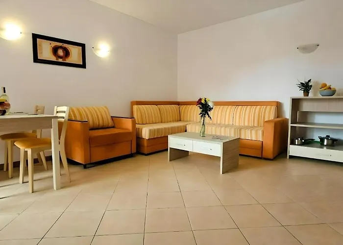 Hany - 3 Pools, Spa, Gym, Playgrounds