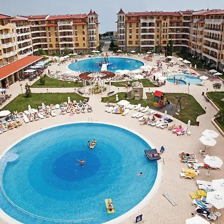 Apartment Hany - 3 Pools, Spa, Gym, Playgrounds