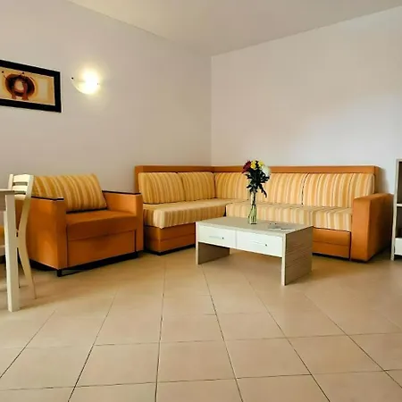 Hany - 3 Pools, Spa, Gym, Playgrounds