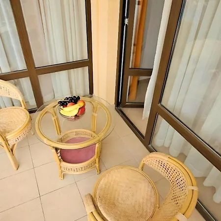 Hany - 3 Pools, Spa, Gym, Playgrounds Apartment