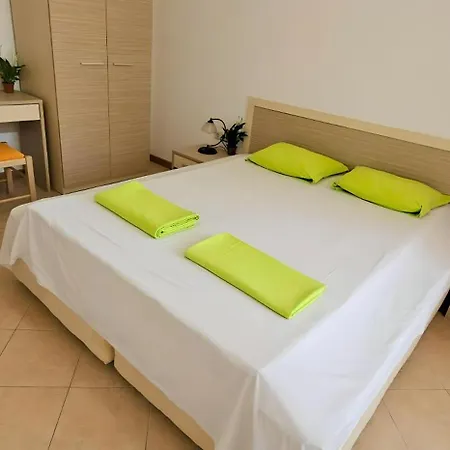 Apartment Hany - 3 Pools, Spa, Gym, Playgrounds